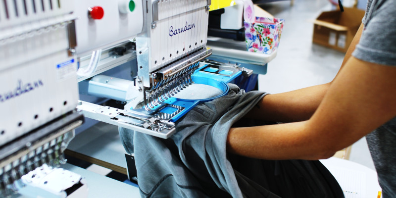 Make an Impact With Your Corporate Gifts: How Embroidery Helps Items Stand Out